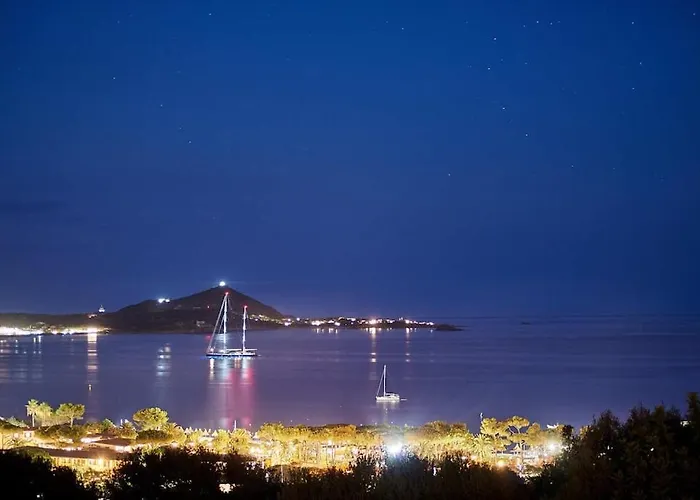Villa Stunning Sea View W/private Pool - 5 Minutes From The Beach! *